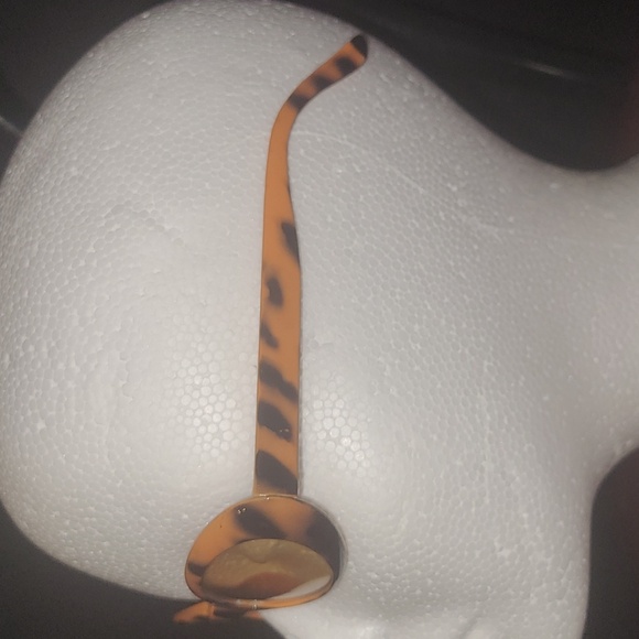 Shades/glasses - Picture 2 of 3